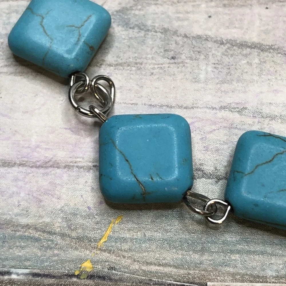 Plunder Design Turquoise Color Necklace NWOT‎ 28